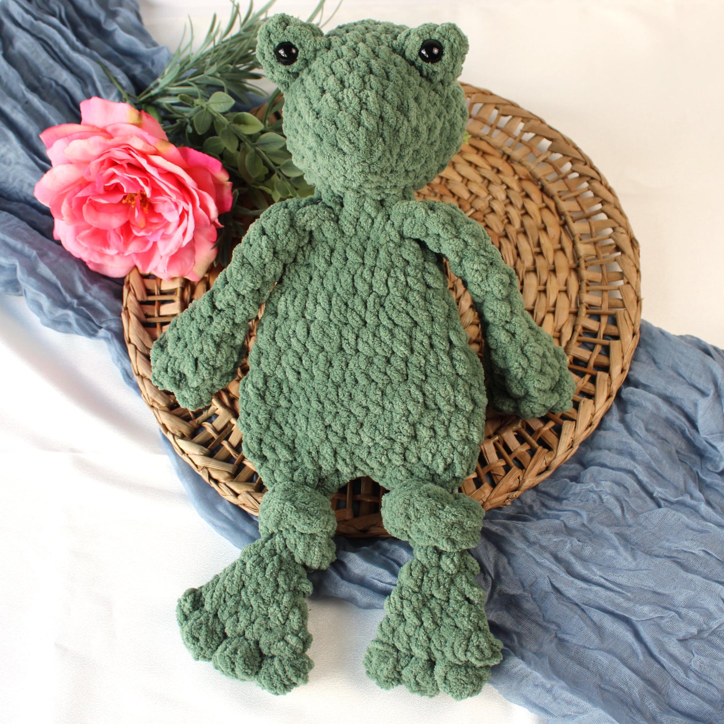 Frog Lovey