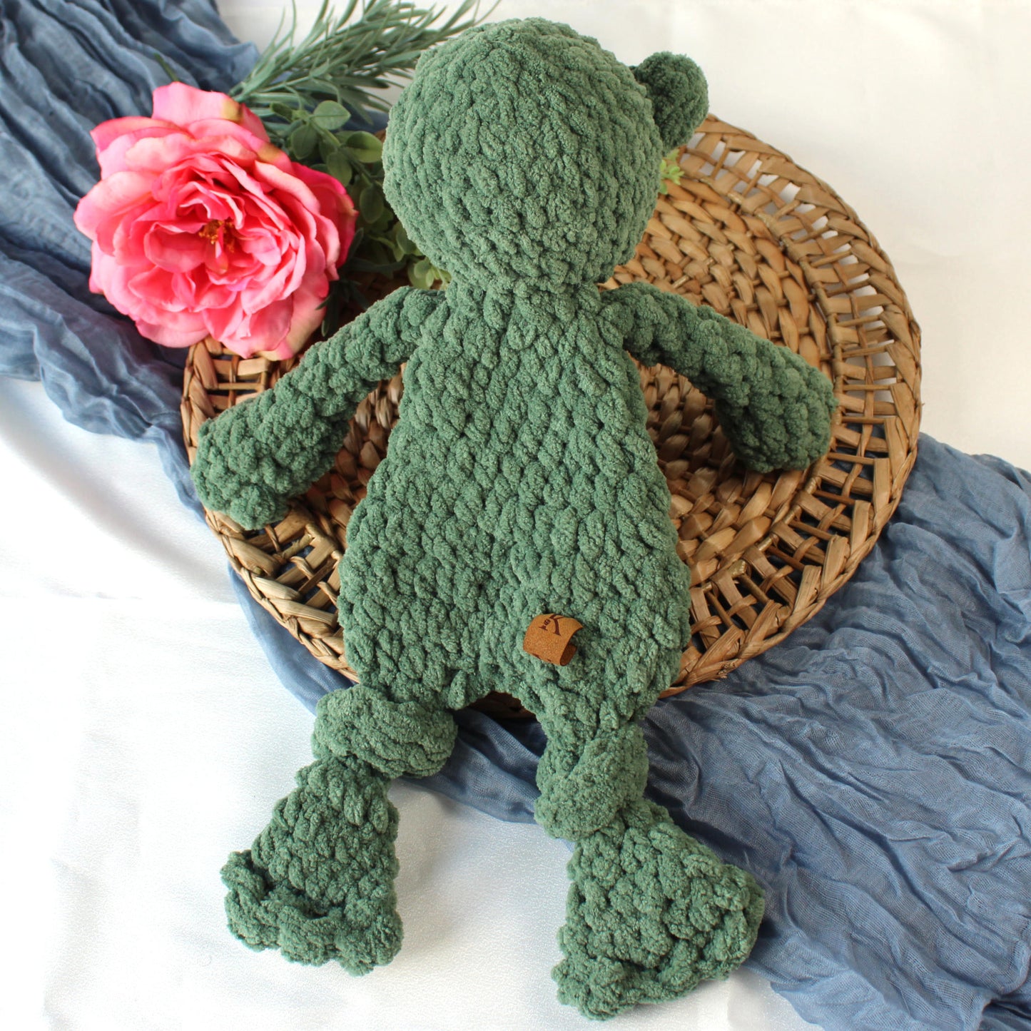 Frog Lovey